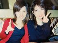 熊田曜子、看護学生時代の思い出の写真を公開「2人とも柔らかくなりました」