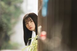 桜田ひよりがひょっこり顔を覗かせるキュートなカットが初解禁！映画『交換ウソ日記』