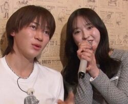 「距離近い！」SNSで大人気の高校生カップル、可愛い彼女とカラオケを楽しむ様子に男子たちが嫉妬「羨ましすぎる」