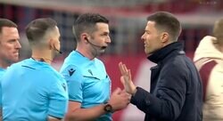 “お騒がせ審判”にブチギレ！ 乱闘、謎のカード…物議を醸す判定が続出「そりゃキレる」 試合後にシャビ・アロンソ監督が詰め寄った瞬間「ワケわかんないもんな」