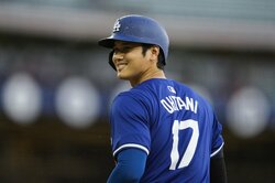 大谷翔平、声明発表後に即試合出場 第1打席に本拠地の地元ファンからは変わらず大歓声、ブーイングなし
