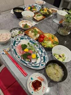  堀ちえみ、娘と娘の彼氏らのために用意した夕食「新鮮なお魚を食べさせてあげたかった」 