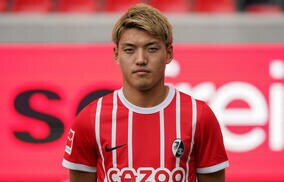 堂安律はロッベンを彷彿…フライブルクで大きな期待、フローニンヘン時代のエピソードも「ロッベンの友人や父親に…」