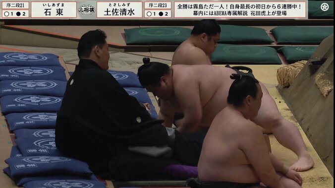力士が親方に“モロ被弾” 衝撃光景にどよめき