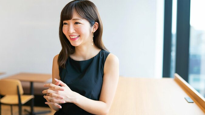 女子アナ・藤田かんな、脱・運動不足へ「ダンベル何キロ持てる？」見ながらエクササイズ！ 5枚目