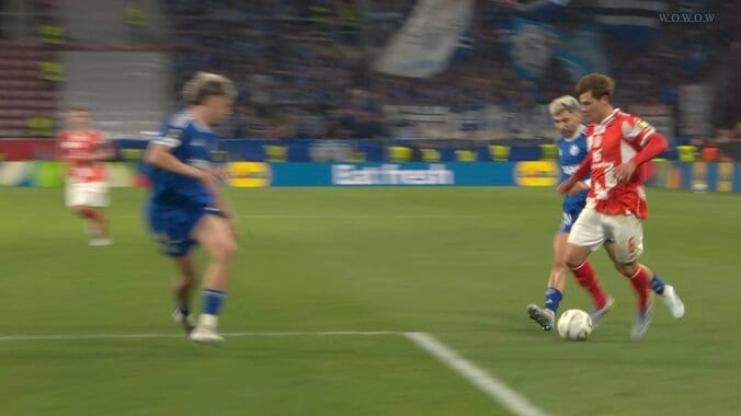 佐野海舟が「マジでエグい」 マーク2人をダブルタッチで抜き去る驚異の突破「うますぎて笑えてくる」称賛の声 3枚目