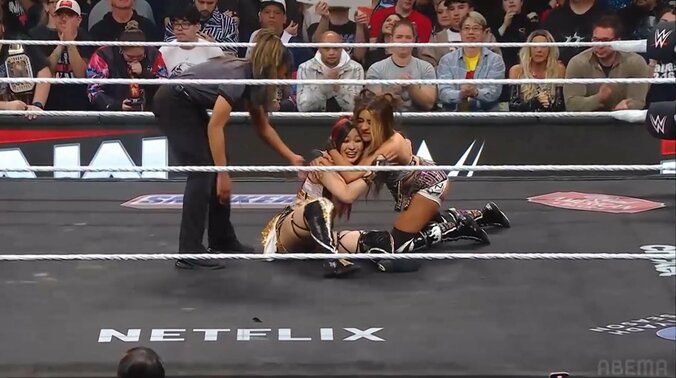 ダコタと喜びを分かち合う