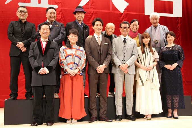 ドランク塚地、舞台挨拶で財布紛失を嘆く「青の長財布なんです」 2枚目