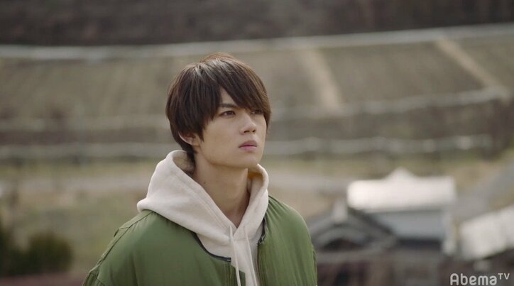 好きだった幼馴染に不倫の過去を知られ…佐野勇斗と飯豊まりえの“すれ違い”が切ない 「僕だけが17歳の世界で」