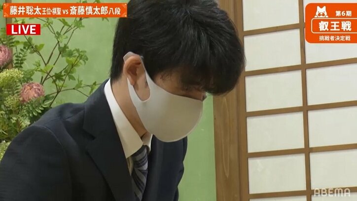 ベテラン棋士もうっかり「コンピューターと同一化してしまいました」藤井聡太王位・棋聖、正確無比の指し手が呼んだ三冠挑戦の権利