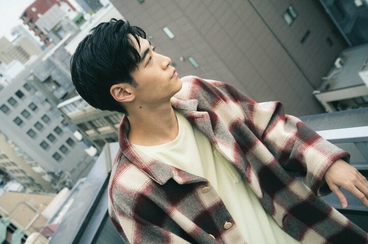 メンノンモデル・若林拓也、のんのクセ強な同僚役で映画デビュー 『私をくいとめて』インタビュー