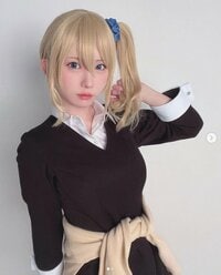 「外国のお人形みたい」「本当に似てる」えなこ、キュートな「かぐや様」早坂愛コスに絶賛の嵐