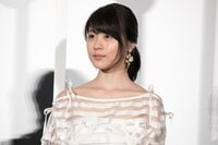 有村架純、眠ってしまいそうなすっぴん姿を披露