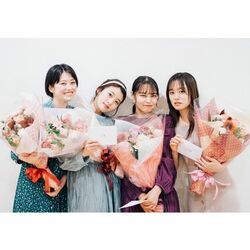 『ドラ恋』最終回を迎えメンバーの集合写真公開にファン感動「3ヶ月泣いたし笑ったし感情が忙しかった」