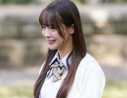 スタイル抜群！ダレノガレ明美の美人姪、好きな男子を超モテ女子にとられ…不安あらわ
