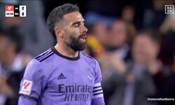 「最悪のミス」「嘘だろ…」目を疑うプレゼント・パス→痛恨失点の決定的瞬間！ 茫然自失のマドリードDFに批判殺到「なんてボールを出してんだ」