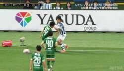 久保建英の“股抜きドリブル”は狙い通り？「解説いらない…上手い！」遊び心満載の極上テクニックにスタジアム大歓声の瞬間「楽しめてるね」