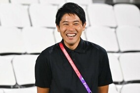 「リアクションおもろすぎ」槙野智章がカタールで内田篤人と対面パス→顔面ヒットで奇声にファン爆笑！「最高のノリやなw」【W杯】