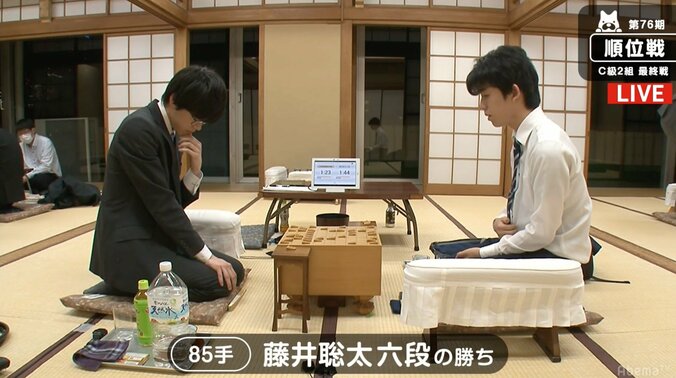 藤井聡太六段、史上初・中学生の“全勝一期抜け”達成！　公式戦連勝も「15」に 1枚目