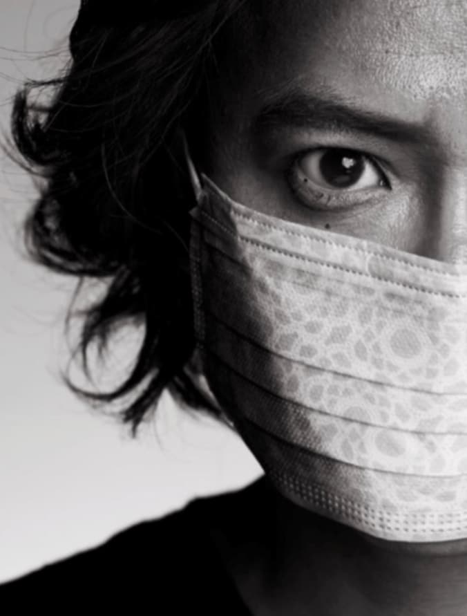 哀川翔が木村拓哉に！　ざわちんが芸能人に施したものまねメイク14選 4枚目