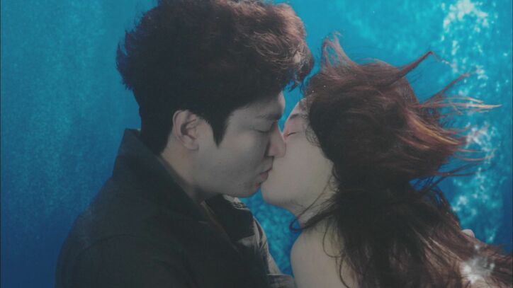 『猟奇的な彼女』チョン・ジヒョンが人魚役に ファンタジーラブストーリー「青い海の伝説」“海の日”に一挙放送