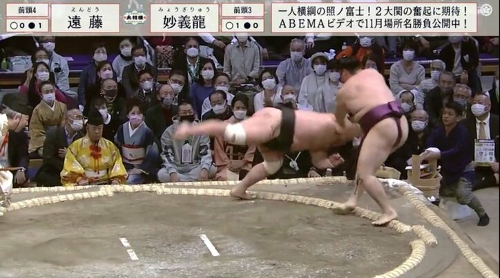 叩かれたら叩き返す！ 遠藤が“流れるような”突き落としで今場所初勝利　ファン称賛「華麗な相撲！」
