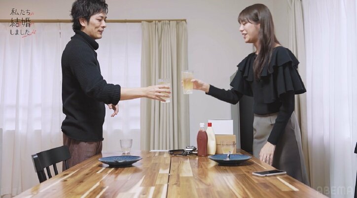 「とりあえず飲むか…」貴島明日香、濃いめのハイボールで夫と気合入れ『私たち結婚しました4』第6話