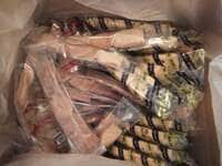 クリス松村『パイ1kgまとめ買い』