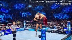 「パワーがおかしい」長身美女レスラーが規格外の“怪力バスター” 「ゴジラだ」ヤバすぎる一撃にファン衝撃