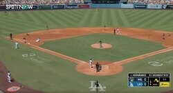 えっ？ 大谷翔平が消えた…！？ 一体、何が起こった！？　相手投手がドン引き… “爆速盗塁”がヤバすぎる「走りすぎだろw」「またお前か感」