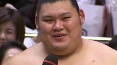 新小結・大の里、“涙と笑い”の史上最速V 優勝インタビューで館内の笑い誘う「親方からは『優勝しても喜ぶな』と…」「強いお相撲さんになっていきたい」決意新たに  | 大相撲 | ABEMA TIMES | アベマタイムズ