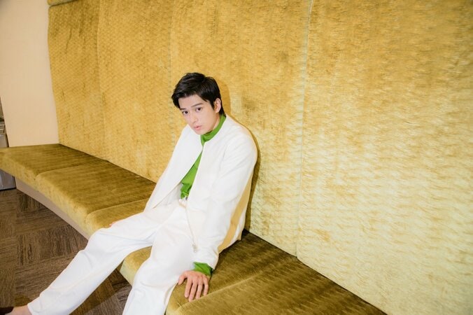 新田真剣佑、「ジョジョ」オフも億泰として過ごす「地元のちょっと怖い人みたいになっていました」 2枚目