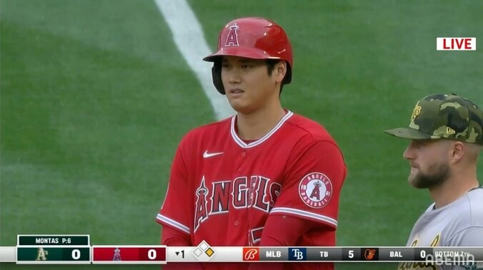 大谷翔平、3試合ぶりのヒットに球場歓声 ファン「これでいい」「ありがとうシフト」 1枚目