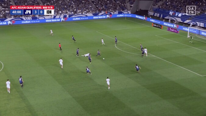 「一番痺れた」久保建英の“衝撃の無敵化”にSNS騒然！「本当に至高」「攻守万能すぎてえぐい」猛烈プレスバック→神スルーパス”の一部始終 3枚目