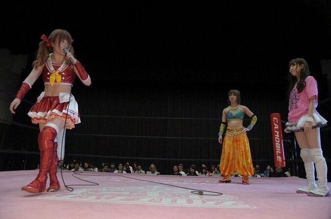 「うるさい。潰したい。嫌いなんですよ、ああいうの」伊藤麻希、“冷たい怒り”！タッグパートナー・瑞希と一騎打ち 2枚目