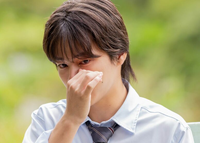 イケメンすぎると話題の高1男子、涙で声を震わせ「本当に好きなんだなって」年上女子への想い溢れ…睡眠時間を削りミサンガ作りも『今日好き』チュンチョン編第5話