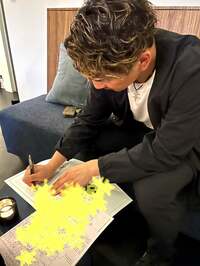 ヒデ『婚姻届にサインしてきました』