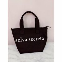 川崎希『バッグの中身♡』