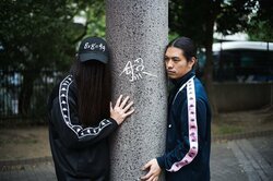 マザーテラス（ハハノシキュウ×Amateras)、アルバム『エログロ』をリリース & 『残光』のMVも公開！