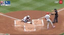 えっ… ランナーが消えた？ 一体、何が起きた…！？ 美しすぎる“神スライディング”で本塁生還　捕手が絶望… MLB屈指の爆速男の走塁が話題に