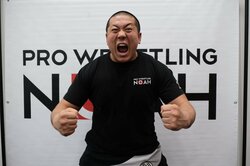 秋山準を「一発食ってやる」ノアの新星・稲村愛輝は“文化系ヘビー級”