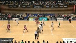 “胸レシーブ”で決めた バレーボール、強烈スパイクで珍しい光景 本人も驚き