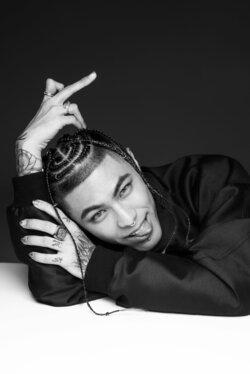 ヒップホップアーティストOZworld、豪華客演アーティストを迎えた配信EP「UTAGE2.5」リリース発表！