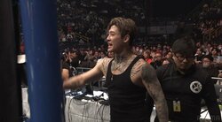 怒りが収まらずに“ブチギレ”る平本蓮