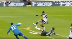 「ゴラッソや」ノールック超絶クロス→滑り込み豪快シュートでスタジアム大歓声！鄭大世が選ぶプレミアリーグ月間ベストゴールは「２人の信頼関係から生まれた」