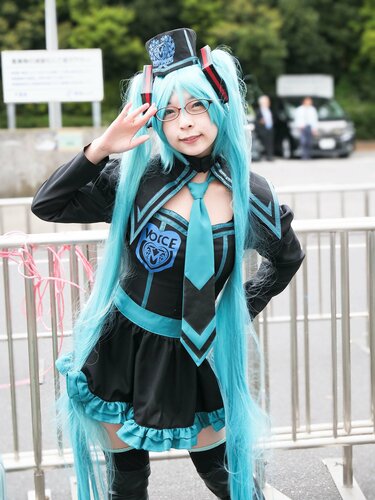 あやまんJAPANユースのグラドルが披露する、歴10年以上の初音ミク