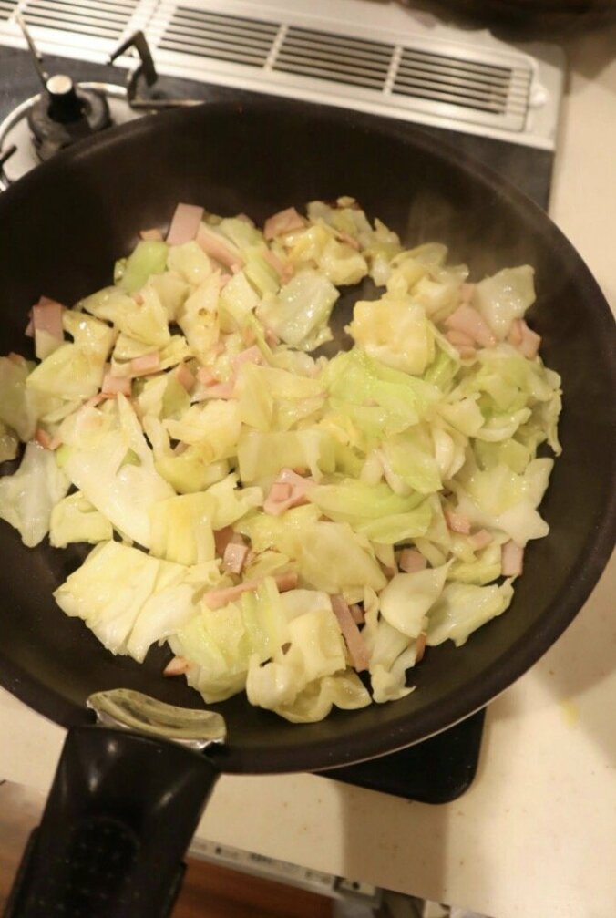 みきママ、ハムしかない日のお弁当を紹介「さすが！！」「美味しそう」の声 2枚目