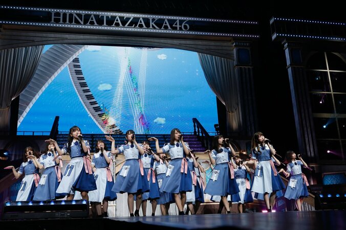 「憧れの場所に虹を作れました」日向坂46、たまアリで切ない新曲も披露した改名後初のワンマンライブ 2枚目