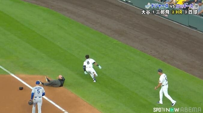 一塁塁審が吹き飛ばされた瞬間