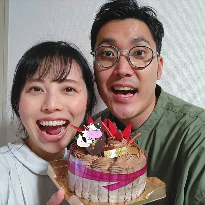 ハルカラ・和泉杏、誕生日＆夫・ハナコ菊田との結婚記念日を報告「いつのまにやら37」 1枚目